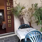 La Caravelle מלון 2*