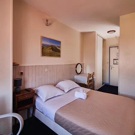 Hotel La Caravelle Riom