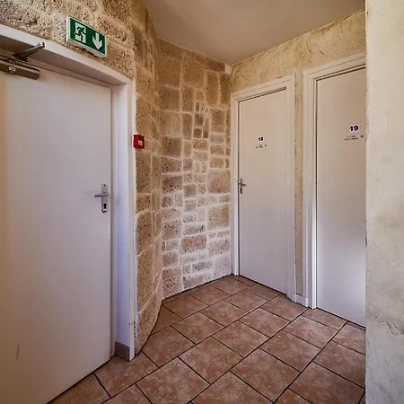 La Caravelle Hotel 2*