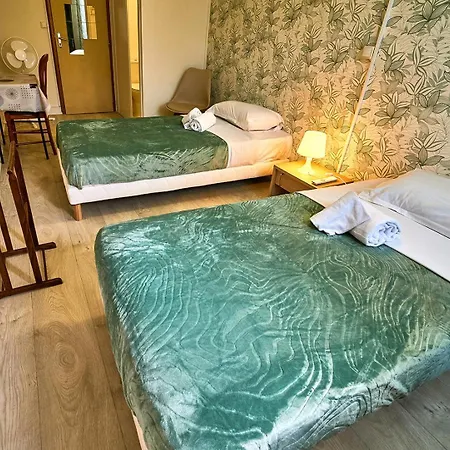 La Caravelle 2* Riom