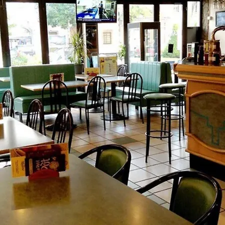 Hotel La Caravelle Riom