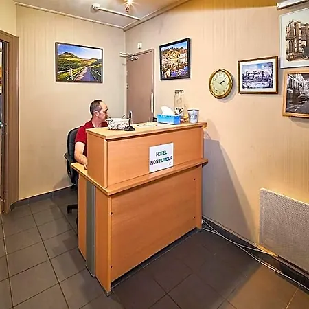 La Caravelle 2* Riom