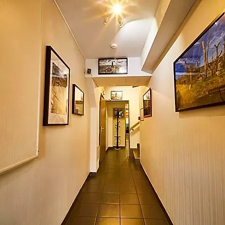 Hotel La Caravelle 2*