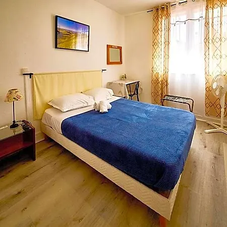 La Caravelle 2*