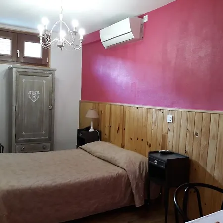 Hotel La Caravelle Riom