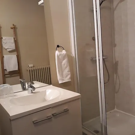 La Caravelle Hotel Riom