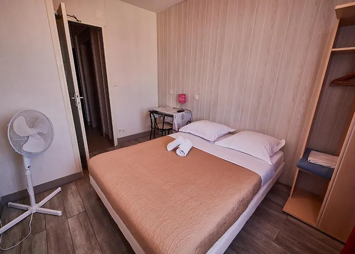 Hotel La Caravelle 2*